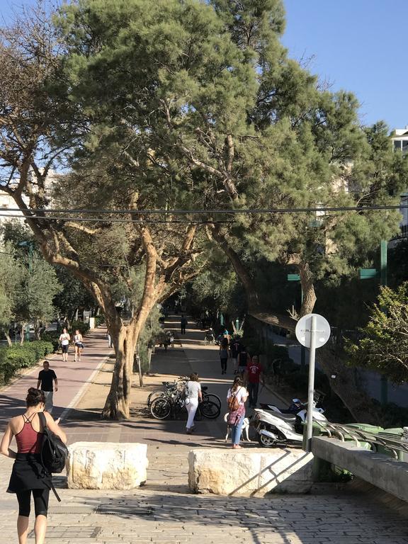 Ben Gurion 83 Apartment Tel Aviv Ngoại thất bức ảnh